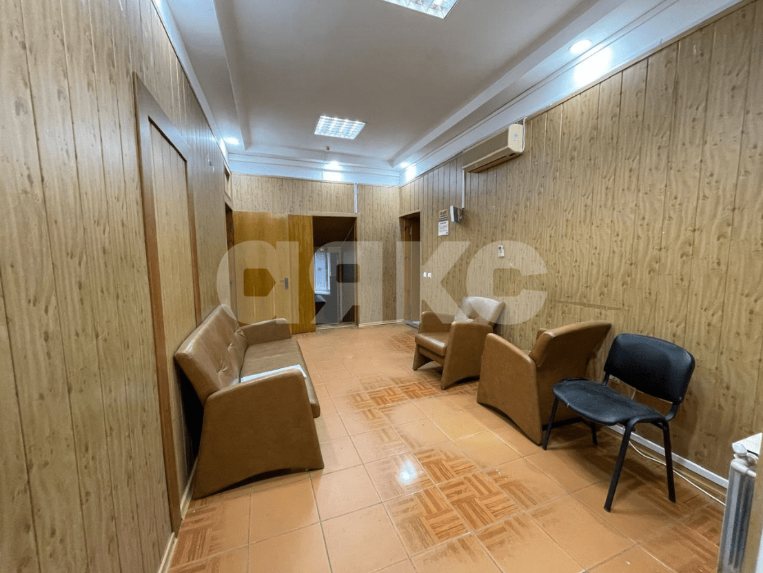 Фото №3: Коммерция 490 м² - Симферополь, Центральный, мкр. 842-й квартал, ул. Героев Аджимушкая, 5