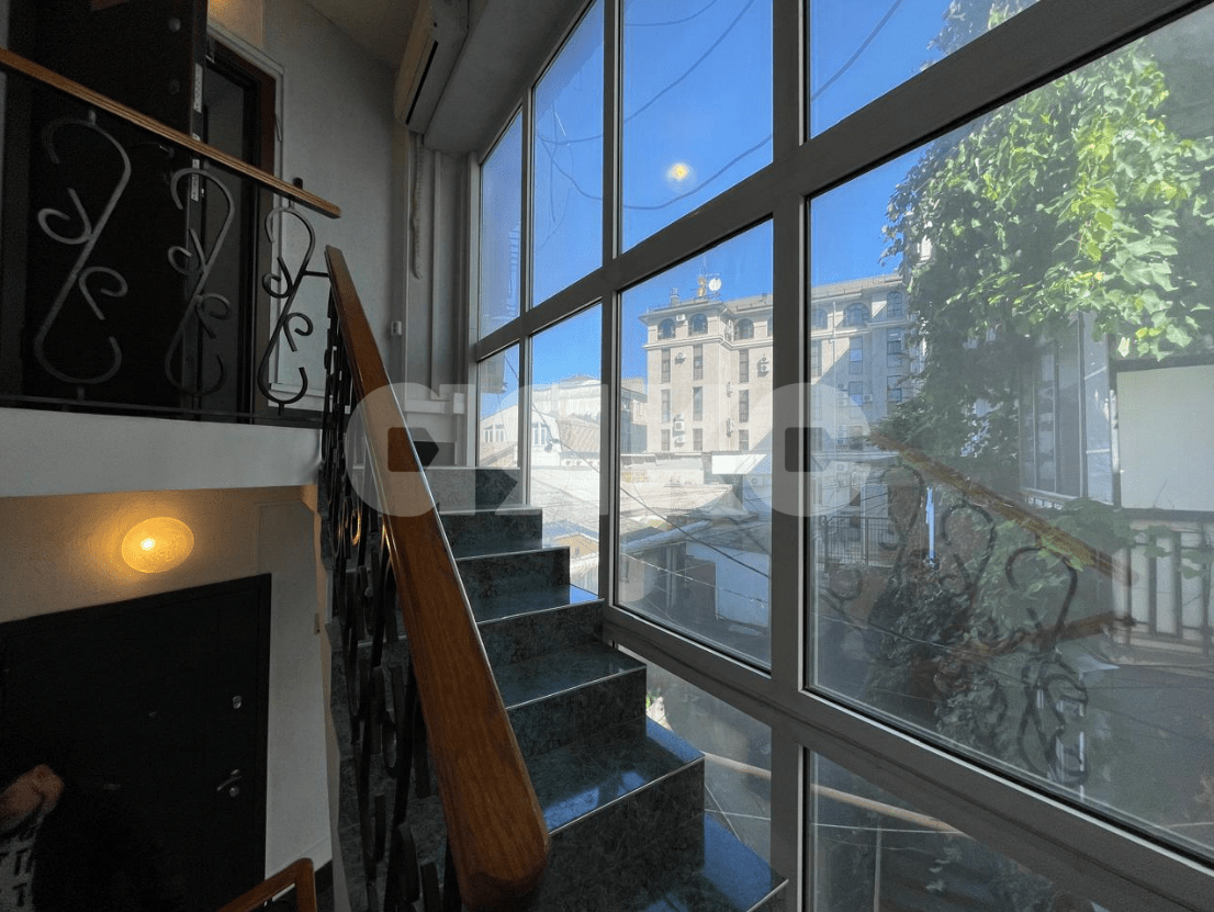 Фото №6: Коммерция 490 м² - Симферополь, Центральный, мкр. 842-й квартал, ул. Героев Аджимушкая, 5