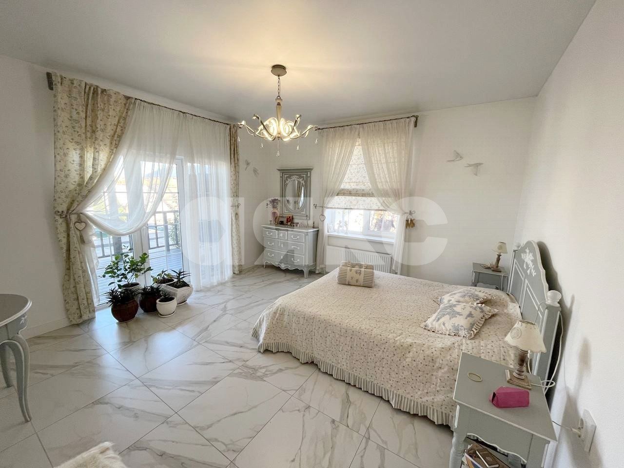 Фото №10: Дом 245 м² + 6 сот. - Молодёжное, мкр. СНТ ОК Изумруд, ул. Рубиновая