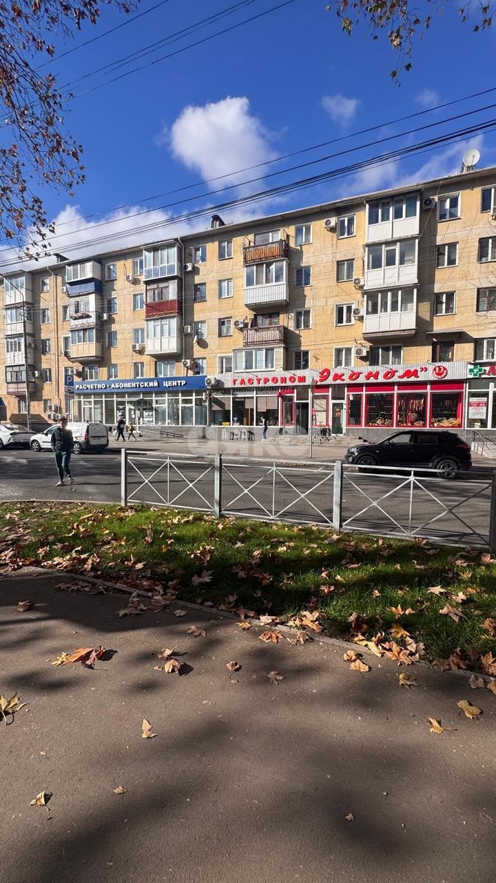 Фото №3: 3-комнатная квартира 56 м² - Симферополь, Железнодорожный, мкр. 831-й квартал, ул. Хацко, 17