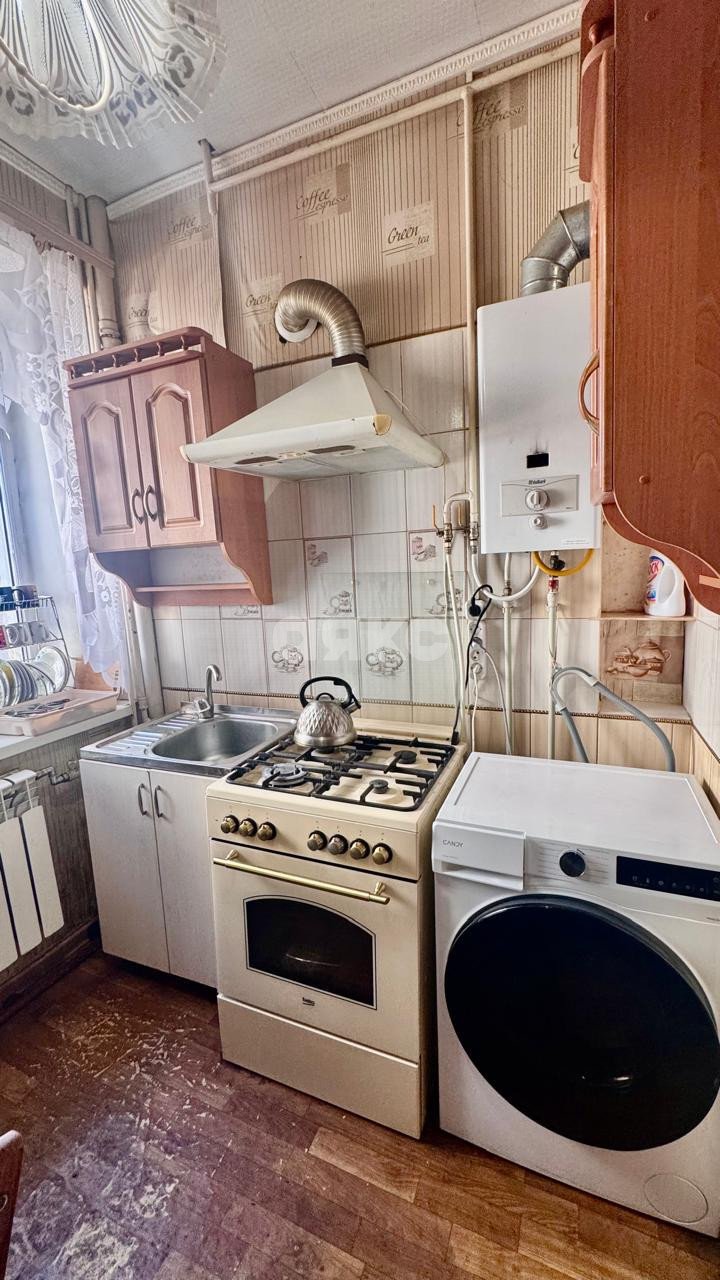 Фото №13: 3-комнатная квартира 56 м² - Симферополь, Железнодорожный, мкр. 831-й квартал, ул. Хацко, 17