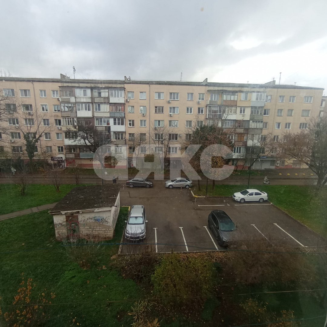 Фото №3: 3-комнатная квартира 61 м² - Симферополь, Железнодорожный, мкр. 429-й квартал, ул. Киевская, 126