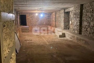 Фото №3: Коммерция 350 м² - Симферополь, р. Центральный, ул. Севастопольская, 22