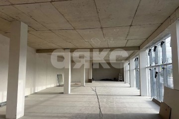 Фото №5: Коммерция 400 м² - Симферополь, мкр. Луговое, ул. Мамак, 32
