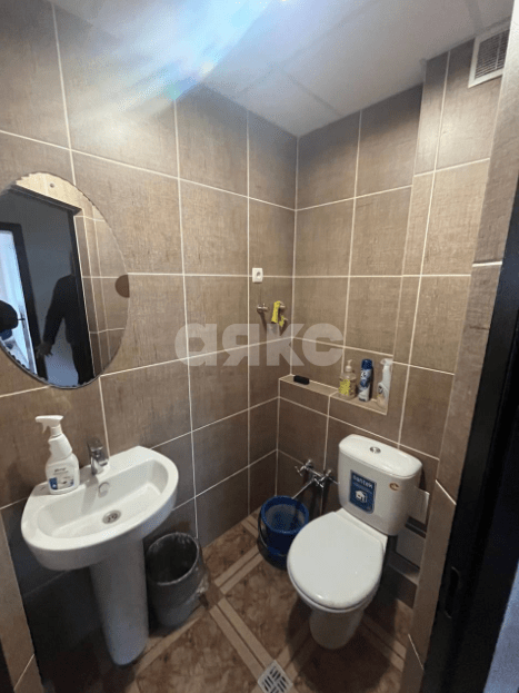 Фото №9: Коммерция 75 м² - Симферополь, р. Железнодорожный, ул. Александра Невского, 17А