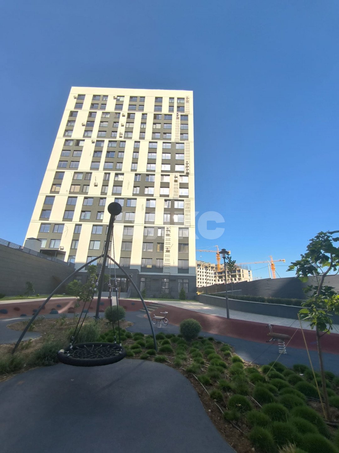 Фото №2: 1-комнатная квартира 35 м² - Симферополь, Киевский, Крымская Роза, мкр. жилой комплекс Тюльпаны, пр-кт Александра Суворова, 107