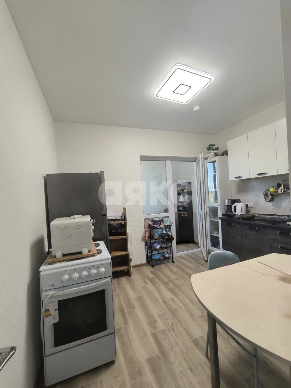 Фото №4: 1-комнатная квартира 35 м² - Симферополь, Киевский, Крымская Роза, мкр. жилой комплекс Тюльпаны, пр-кт Александра Суворова, 107