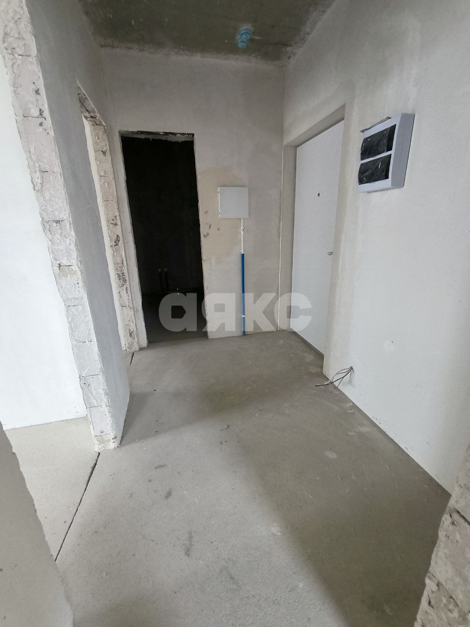 Фото №12: 2-комнатная квартира 54 м² - Симферополь, Киевский, Крымская Роза, мкр. жилой комплекс Ирис, пр-кт Александра Суворова, 99