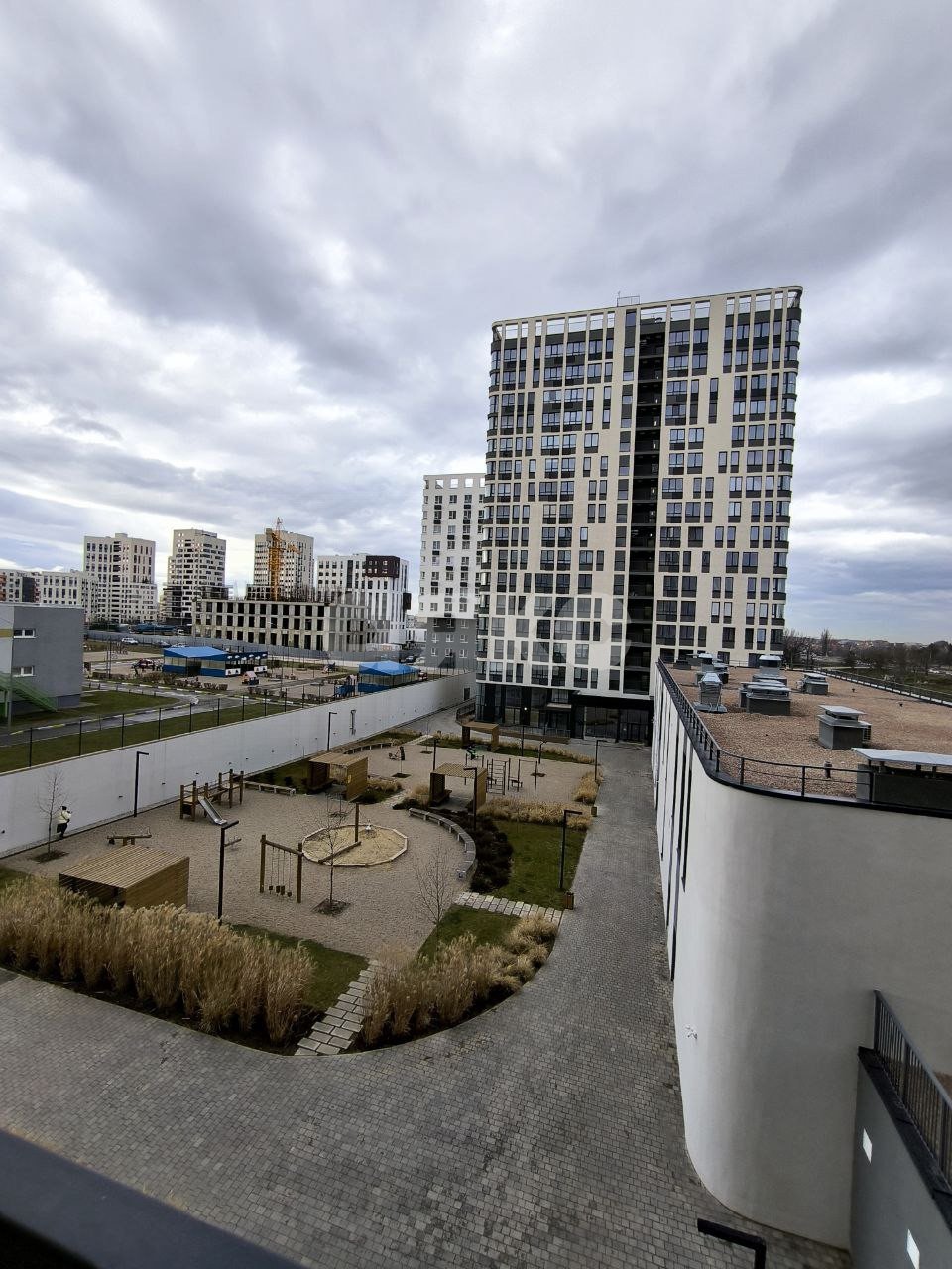 Фото №16: 2-комнатная квартира 54 м² - Симферополь, Киевский, Крымская Роза, мкр. жилой комплекс Ирис, пр-кт Александра Суворова, 99