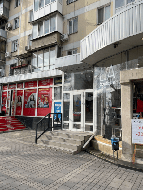 Фото №3: Коммерция 63 м² - Симферополь, Центральный, мкр. 849-й квартал, пр-кт Кирова, 14