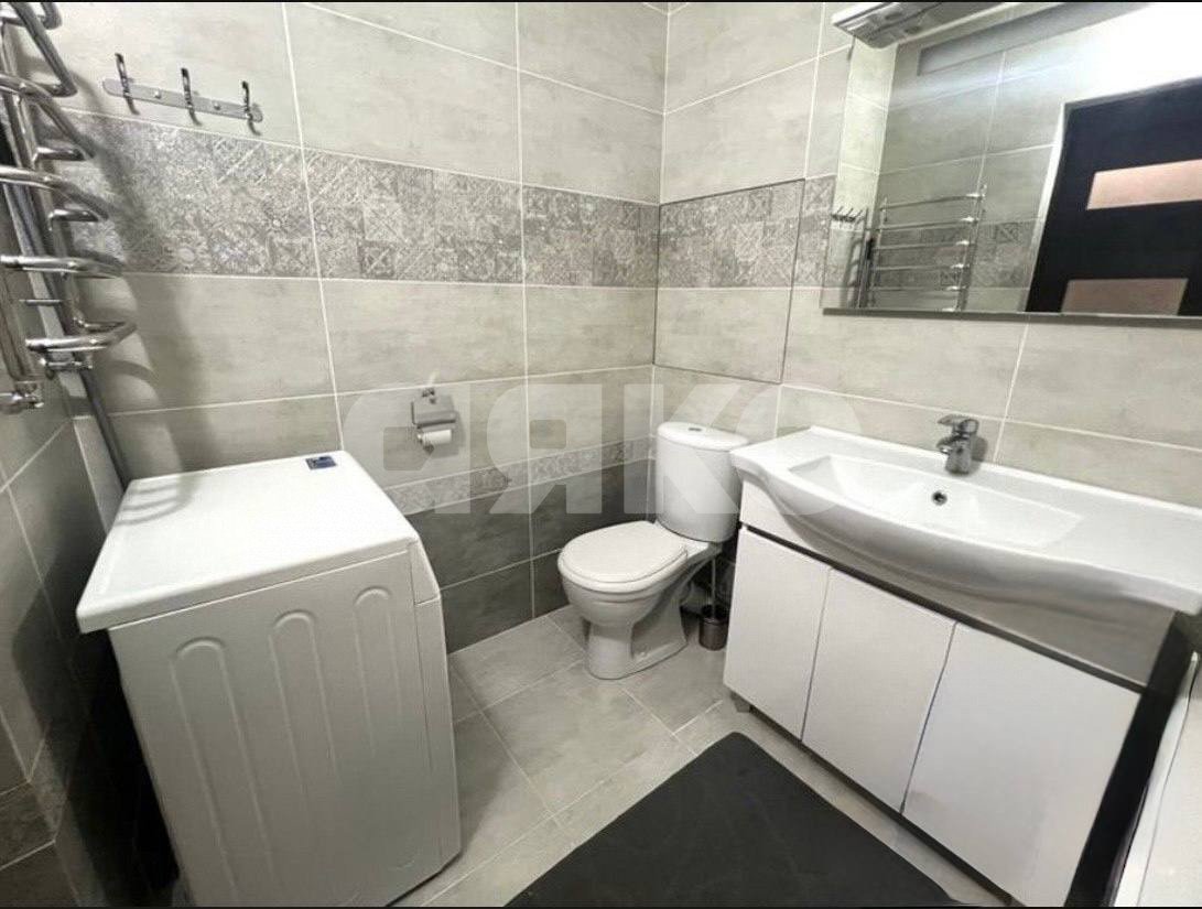 Фото №3: 1-комнатная квартира 35 м² - Симферополь, Киевский, мкр. 763-й квартал, пр-кт Победы, 60