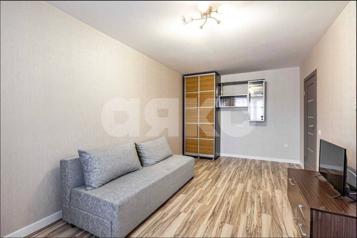 Фото №2: 1-комнатная квартира 35 м² - Симферополь, Киевский, мкр. 763-й квартал, пр-кт Победы, 60